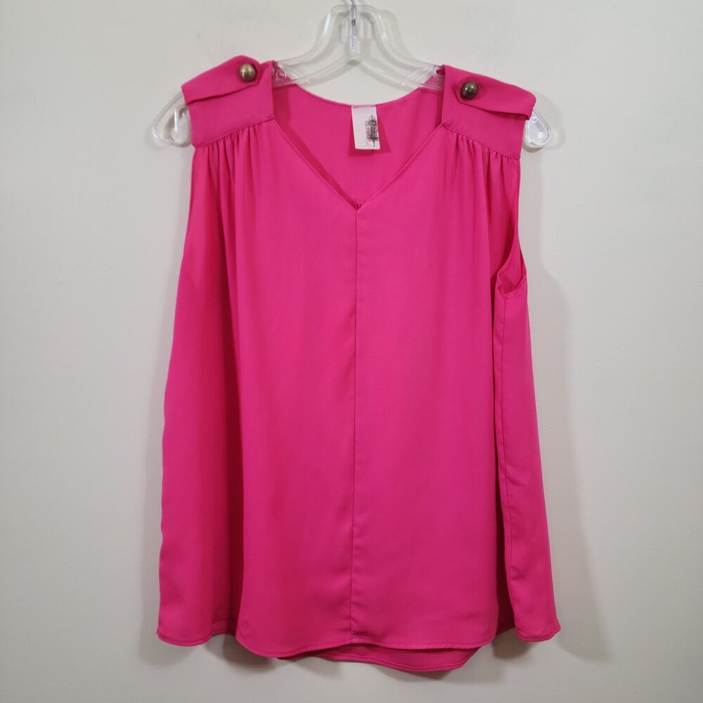 Francesca's bird cage pink sleeveless blouse with‎ button detail woman's size M